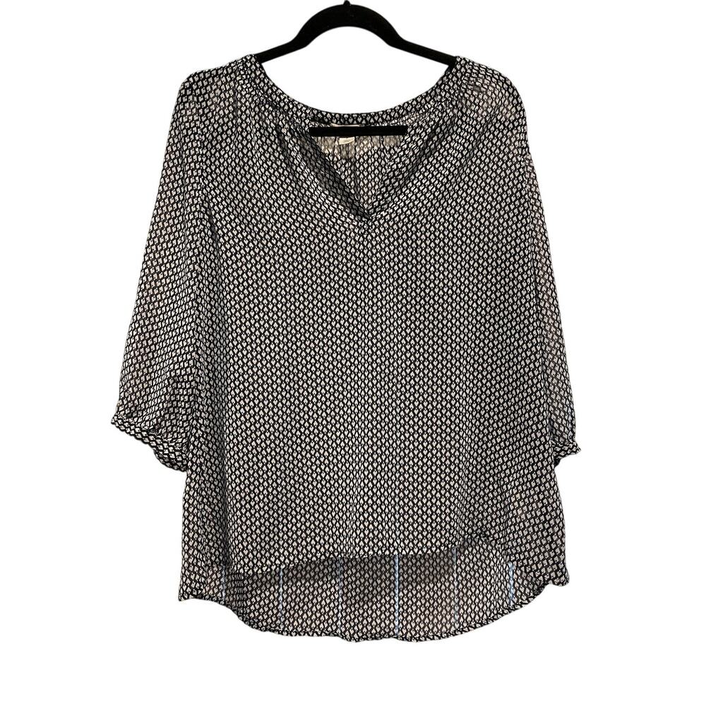 NWOT Caslon Nordstrom 3/4 Sleeve Blue White Diamond Print Sheer Blouse